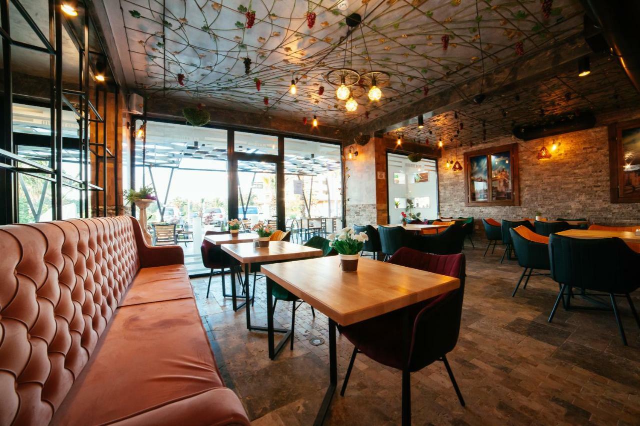 Hotel Platinum Ulcinj Ngoại thất bức ảnh