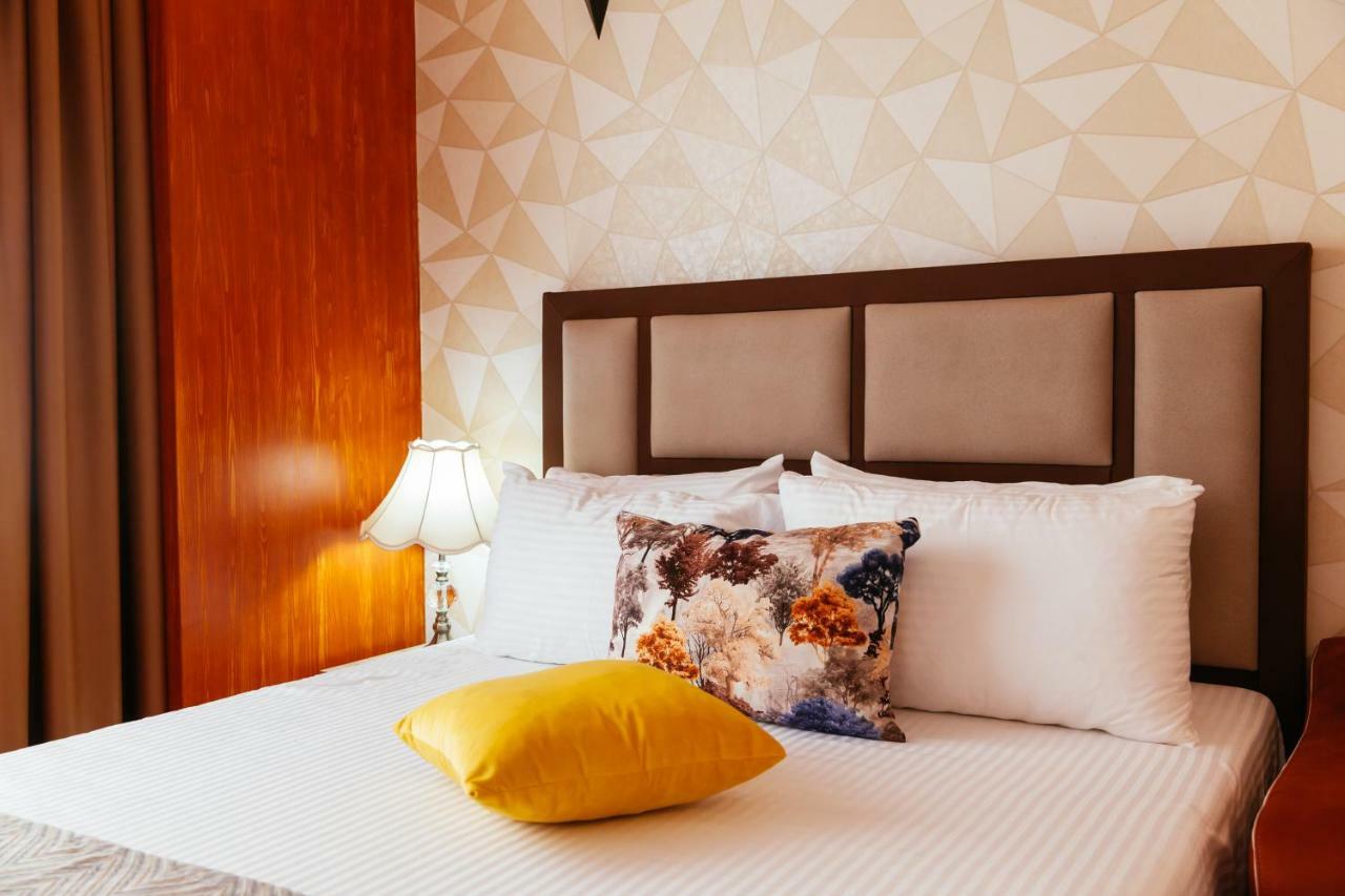 Hotel Platinum Ulcinj Ngoại thất bức ảnh