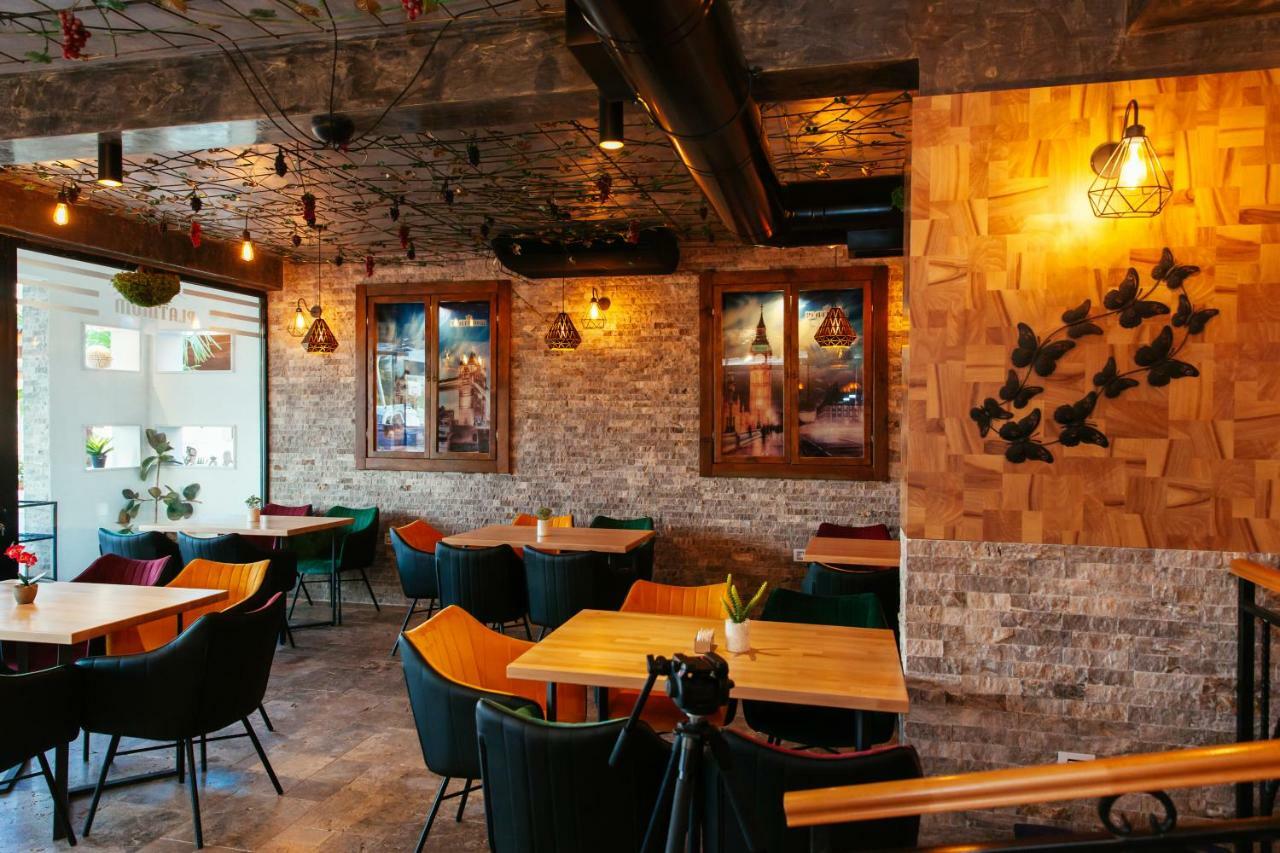 Hotel Platinum Ulcinj Ngoại thất bức ảnh
