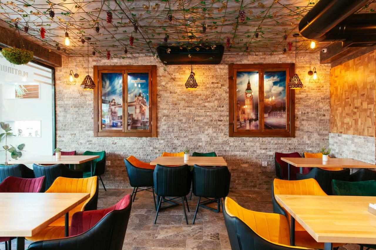 Hotel Platinum Ulcinj Ngoại thất bức ảnh