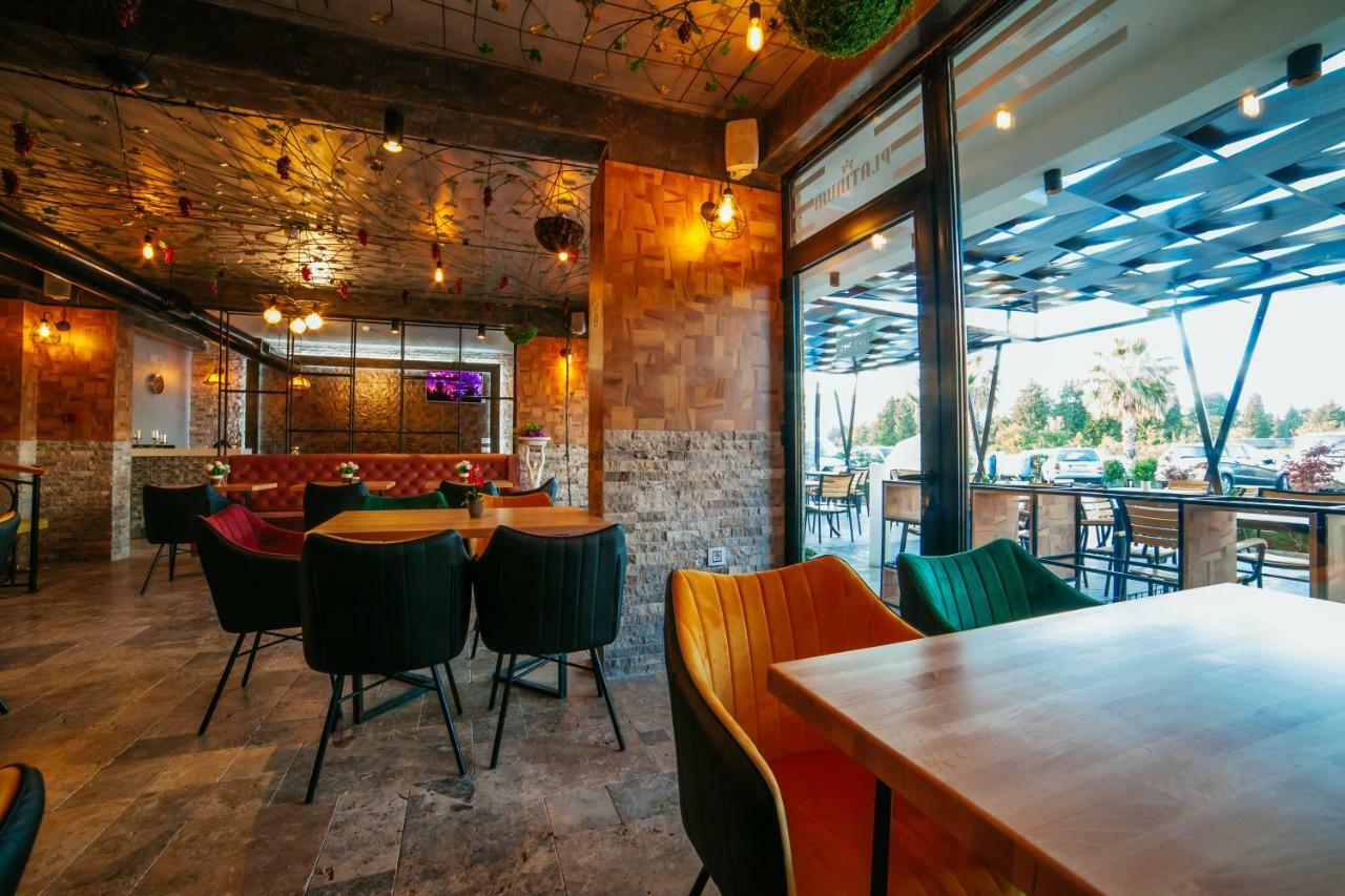Hotel Platinum Ulcinj Ngoại thất bức ảnh