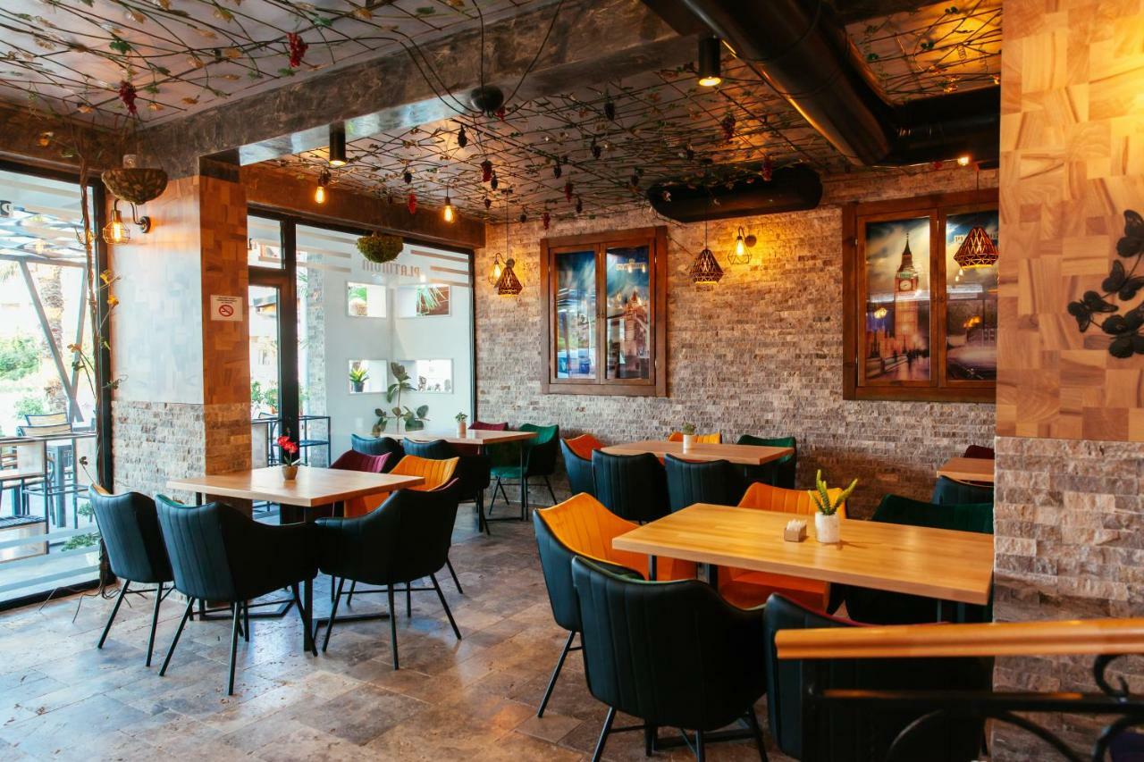 Hotel Platinum Ulcinj Ngoại thất bức ảnh