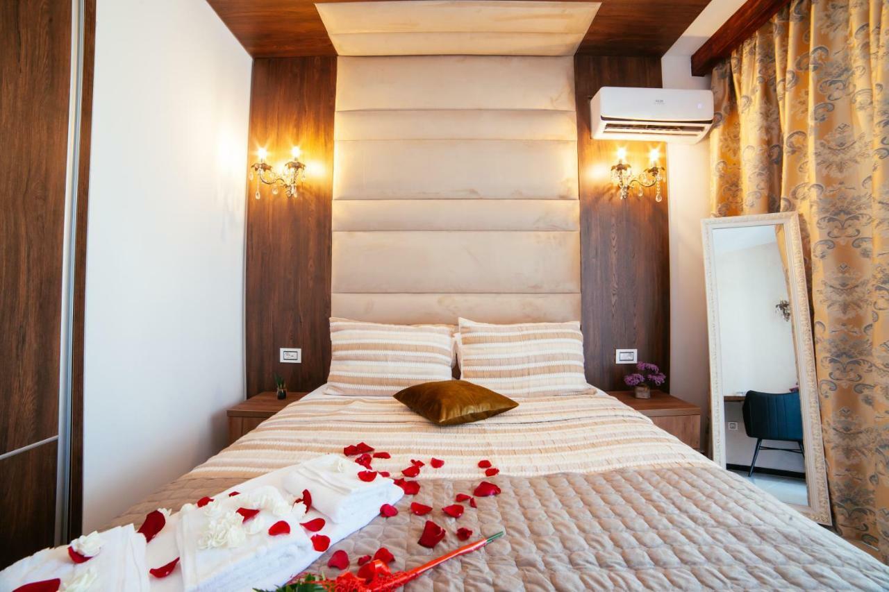 Hotel Platinum Ulcinj Ngoại thất bức ảnh