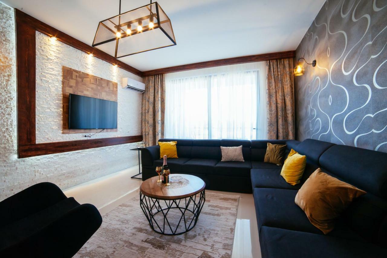 Hotel Platinum Ulcinj Ngoại thất bức ảnh