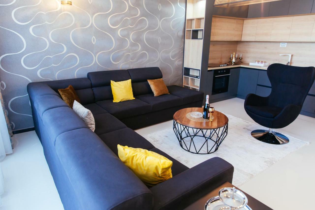 Hotel Platinum Ulcinj Ngoại thất bức ảnh