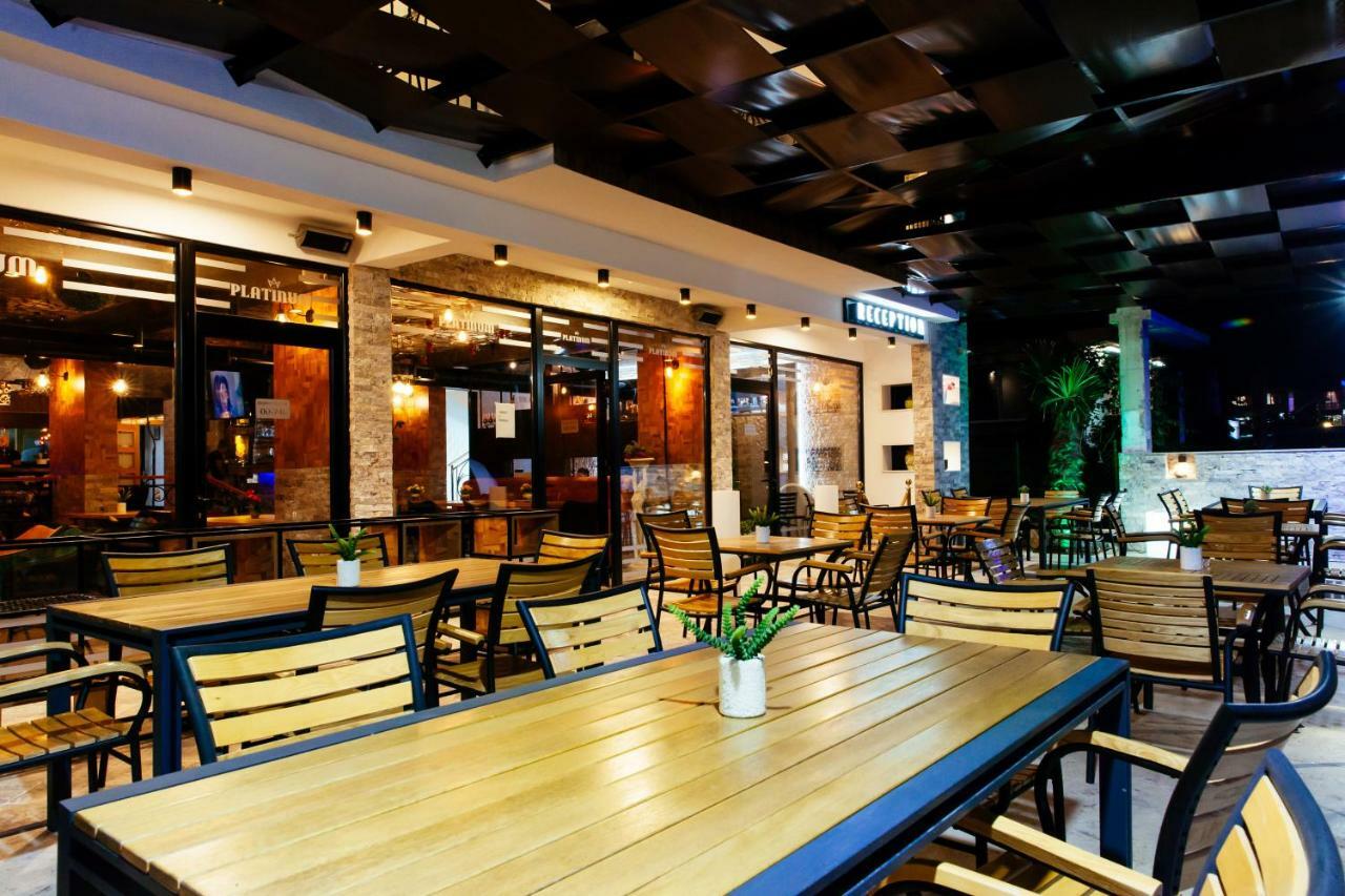 Hotel Platinum Ulcinj Ngoại thất bức ảnh