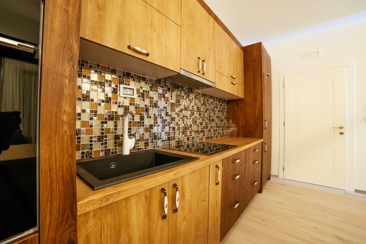 Hotel Platinum Ulcinj Ngoại thất bức ảnh