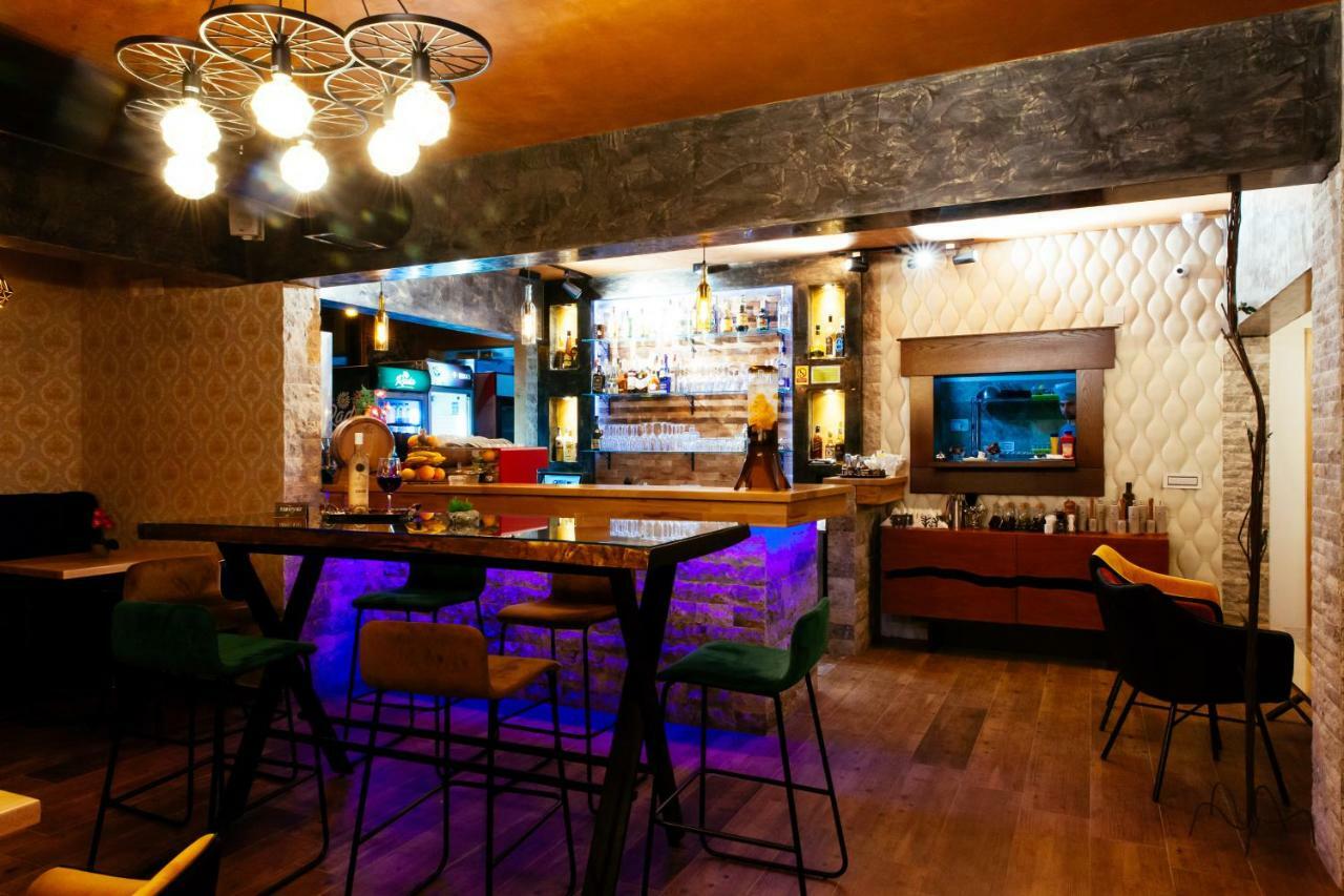 Hotel Platinum Ulcinj Ngoại thất bức ảnh