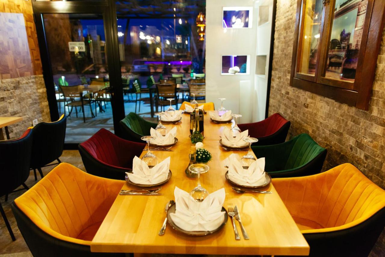 Hotel Platinum Ulcinj Ngoại thất bức ảnh